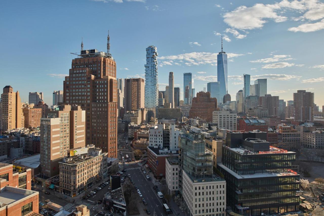 Corner King Studio Skyline