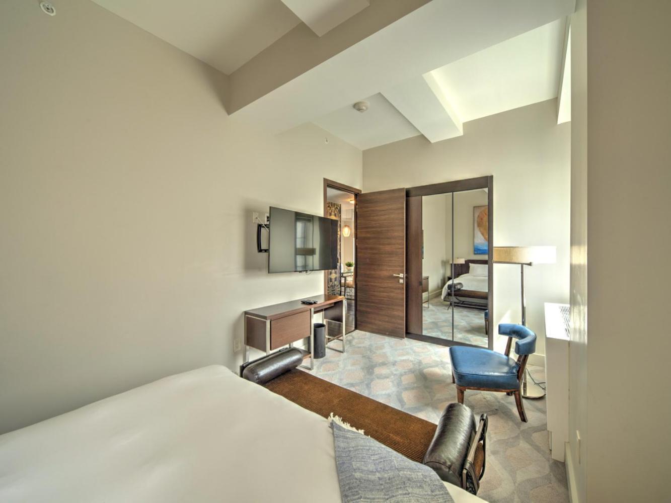 King Suite