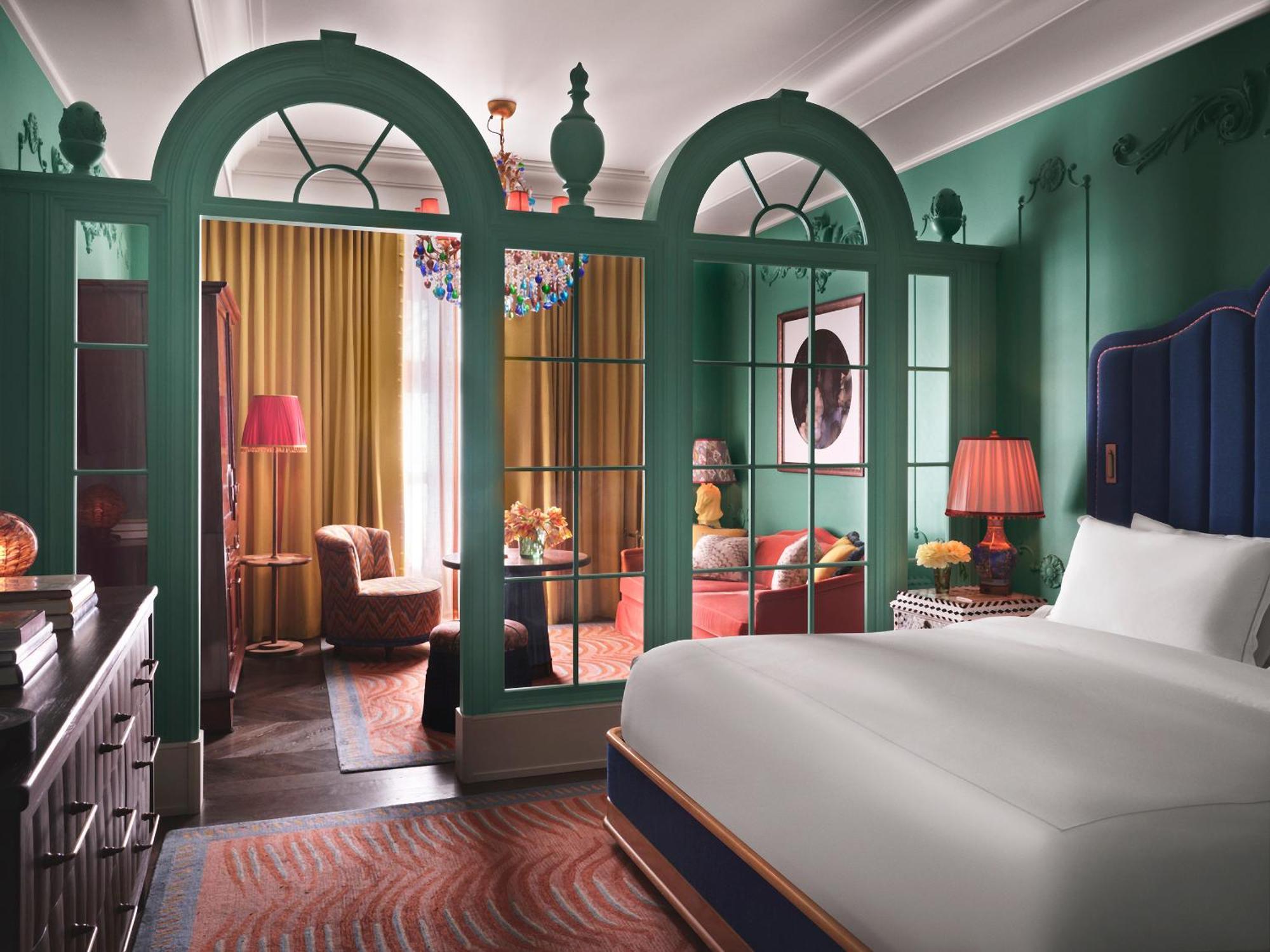 Mansion Suite