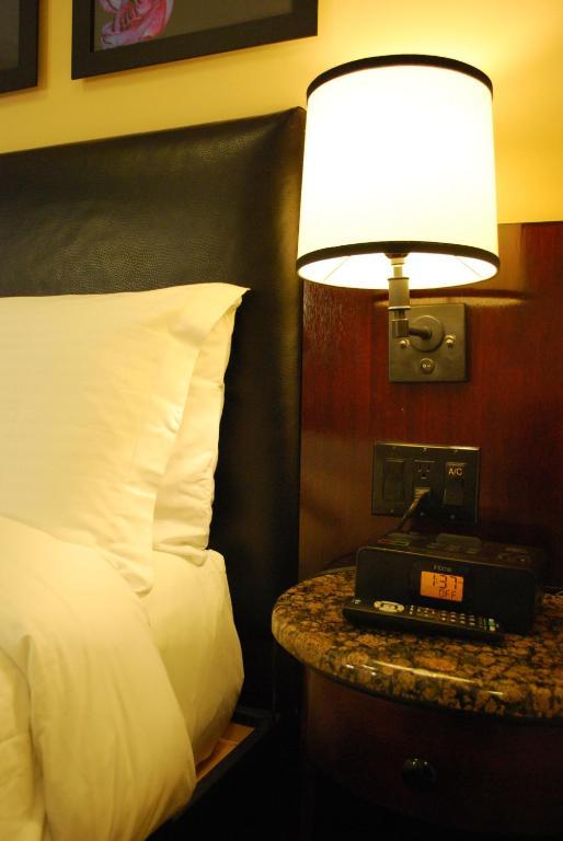 Superior Queen Room,61224466:JPEG